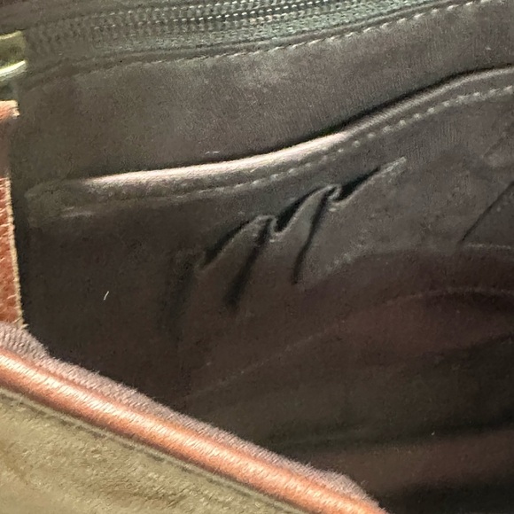 FOSSIL Brown Leather Adjustable Crossbody Shoulder Messenger Bag 12”Wx10”L x 2”D - Picture 6 of 16